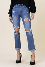 Load image into Gallery viewer, Distressed Boyfriend Jeans
