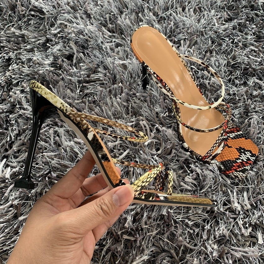 FASHION HEELS SANDALS