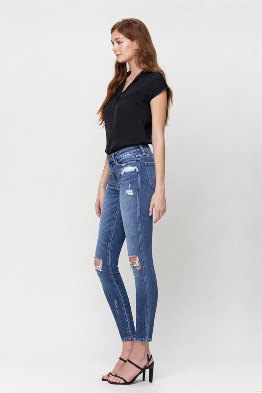 DISTTRESSED MID RISE ANKLE SKINNY