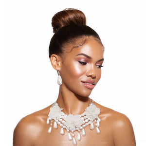 White Pearl Teardrop Flower Set